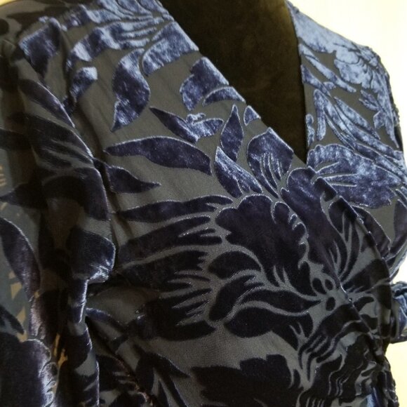 Hutch Velvet Crop Top - Picture 2 of 9